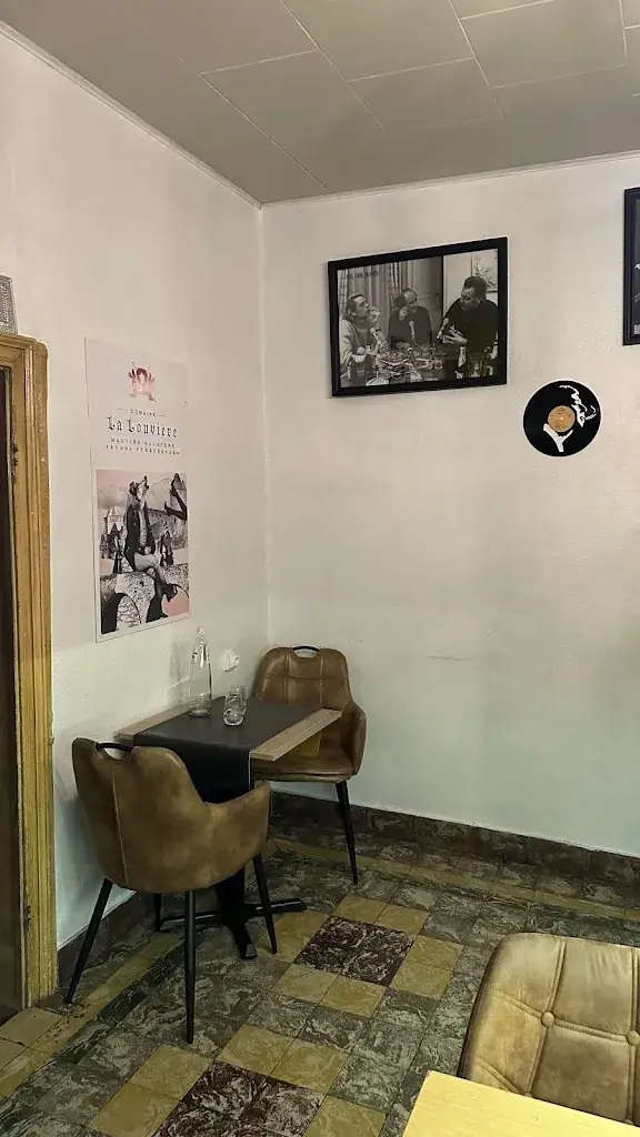 Richard Bastien_A La Bonne Heure srl_Mons_review