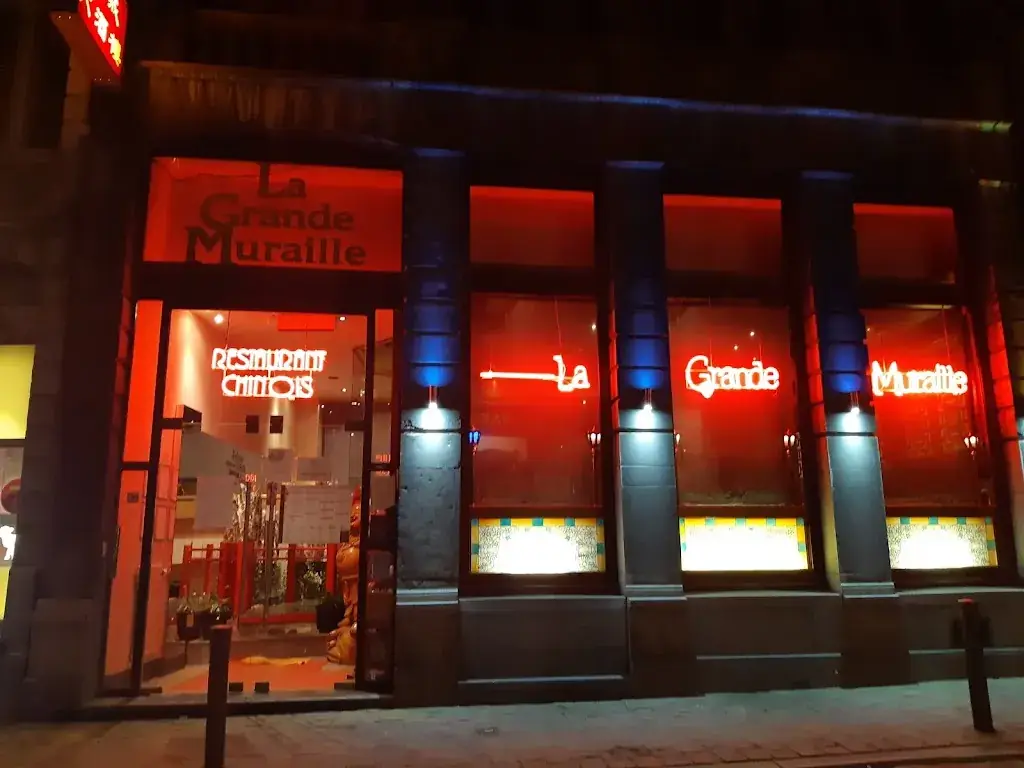 NeZz Moy_La Grande Muraille_Mons_review