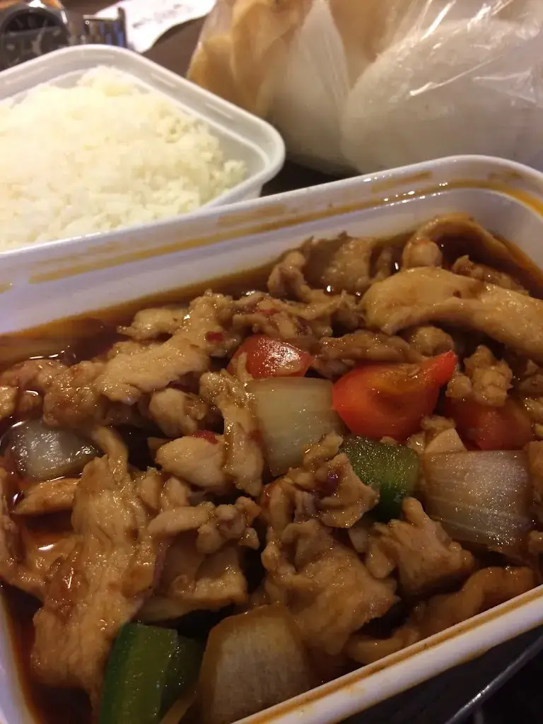 Matthew Polus_La Grande Muraille_Mons_review