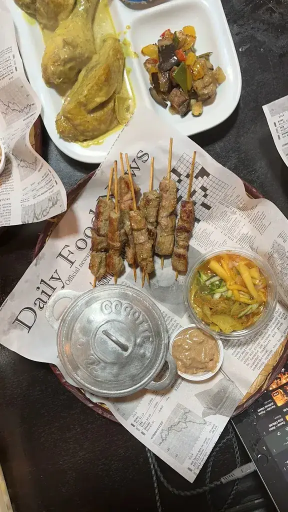 Mbar 'A' Kaly_Mons_slider_image_2