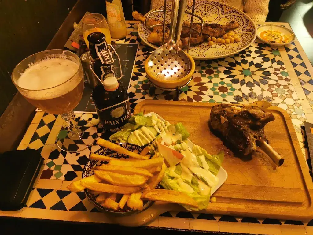 Jasmijn Mooiweer_Le Touareg - Mons_Mons_review