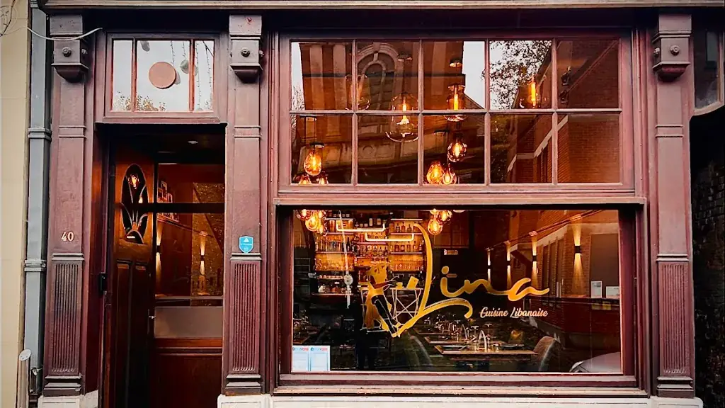 Lina_Mons_slider_image_1