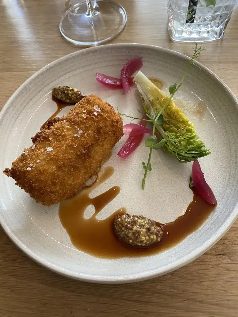 Origins_Mons_slider_image_3