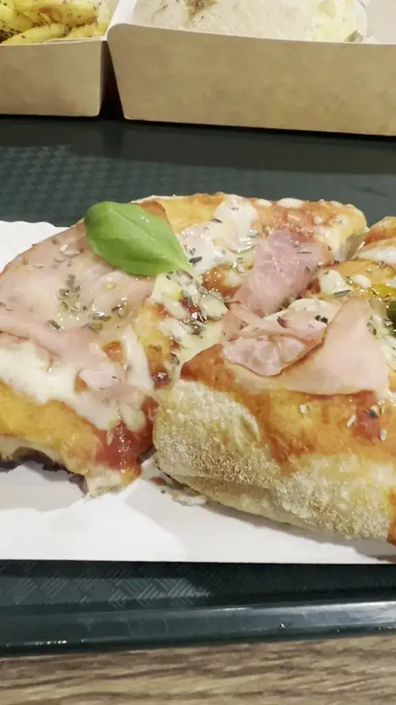 Pastapi Mons_Mons_slider_image_2