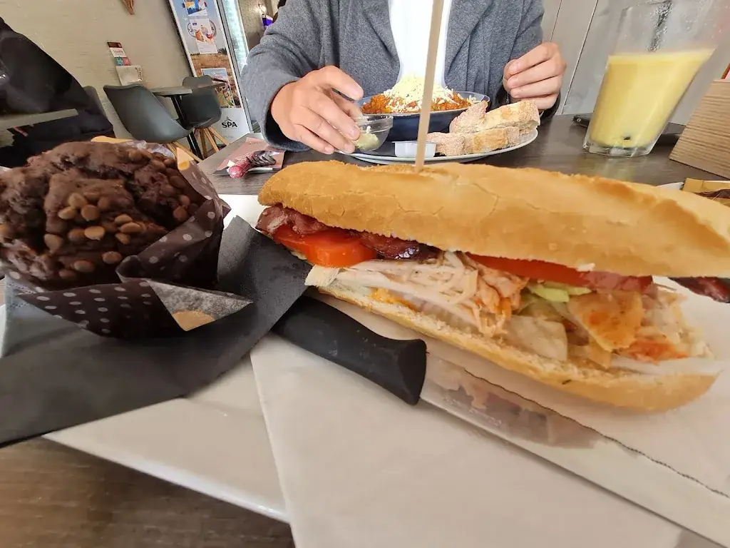 Jay Yu_De Kothee_Brecht_review