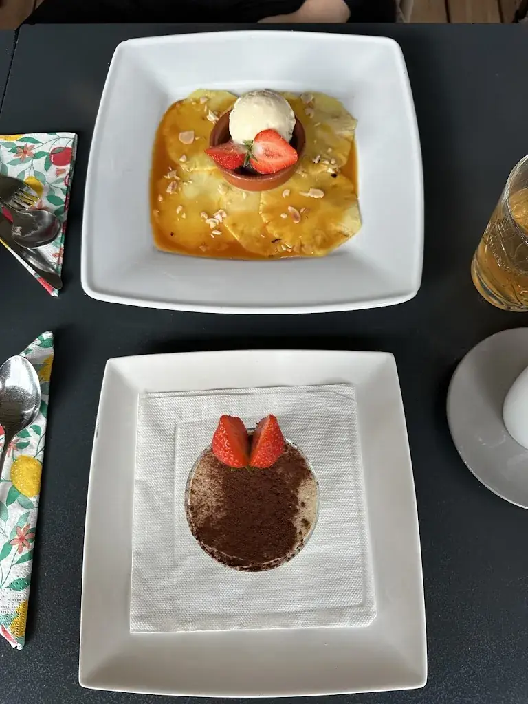 Karla Bielitz_Le Cafe du Lac_Rixensart_review