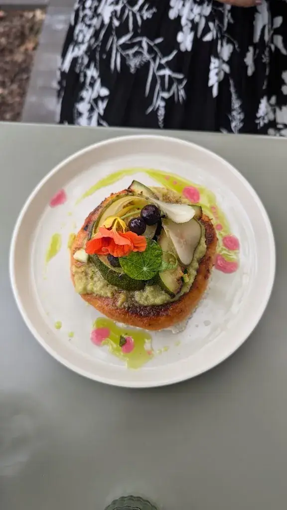 Ludovic Pirrera_L'atelier des alchimistes_Quévy_review