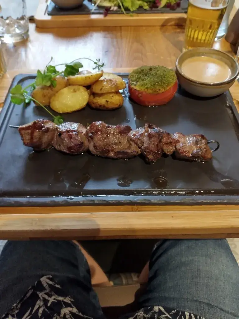 F00TBALL0_La Ferme de Bonne Maman_Quévy_review