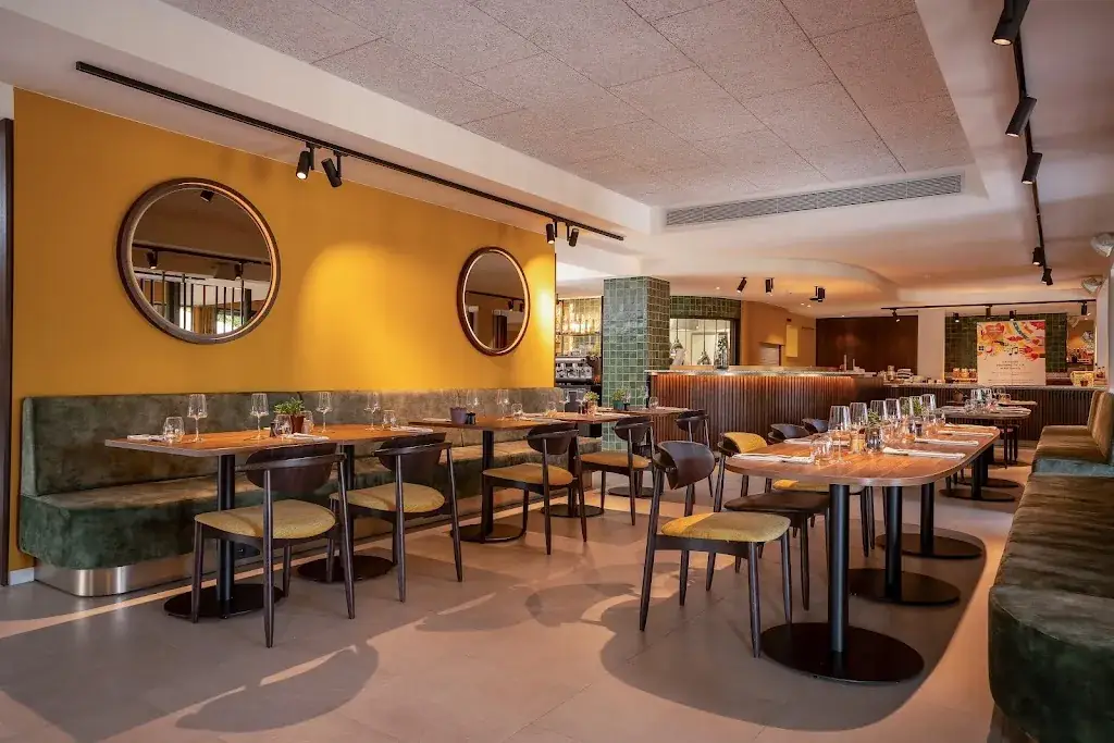 MAH.sense - Restaurant_Saint-Ghislain_slider_image_1