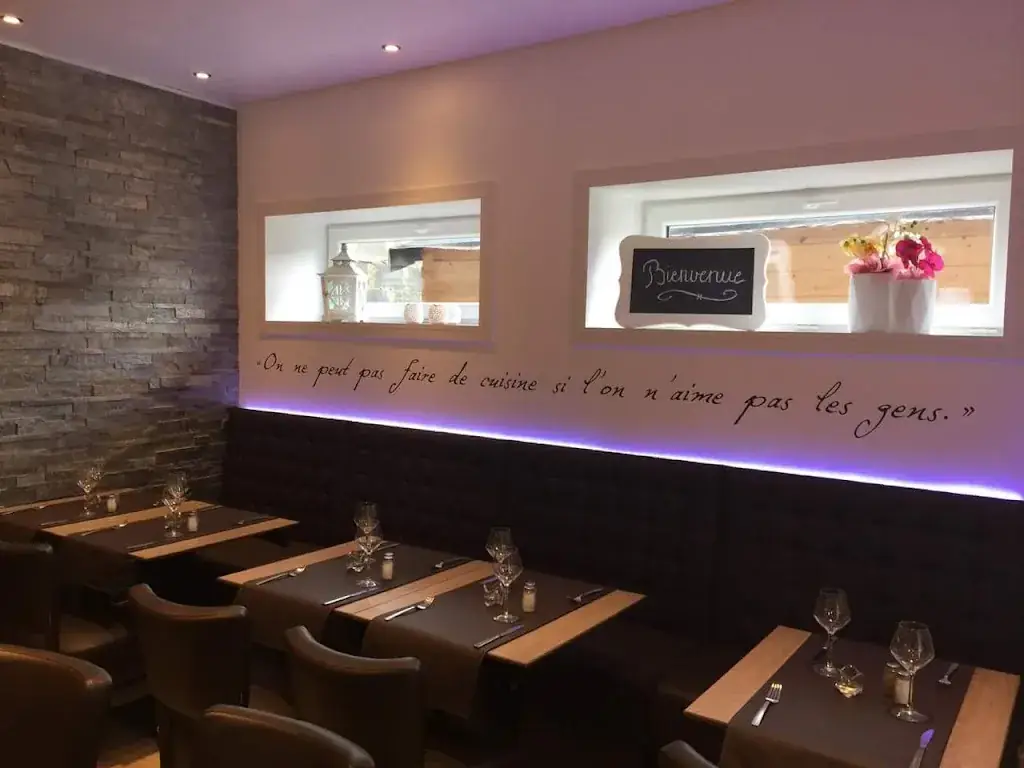 S & D Burger_Rumes_slider_image_1