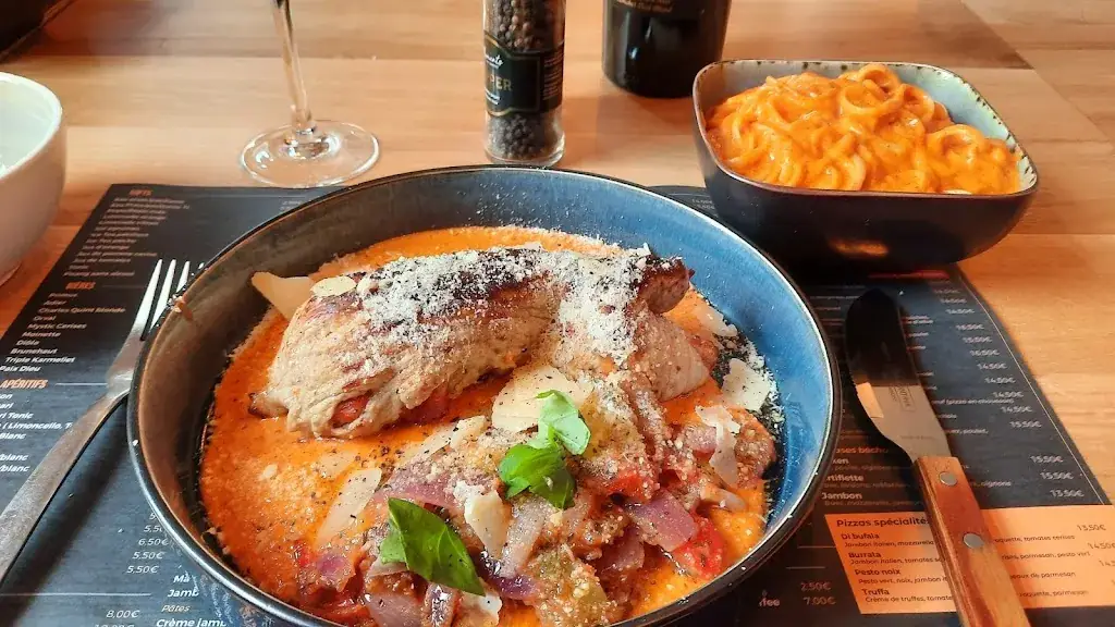 Mathieu Dupuis_Pizzeria Del piazza Rumes_Rumes_review