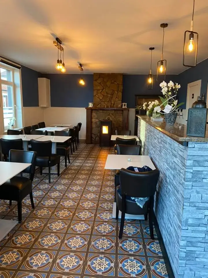 Pizzeria Del piazza Rumes Restaurant in Rumes