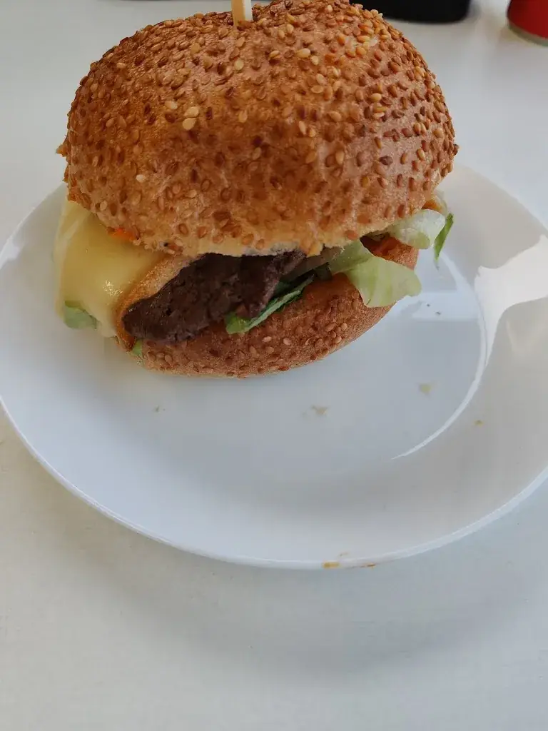 Emilie_Au Cornet D'or_Rouvroy_reseña