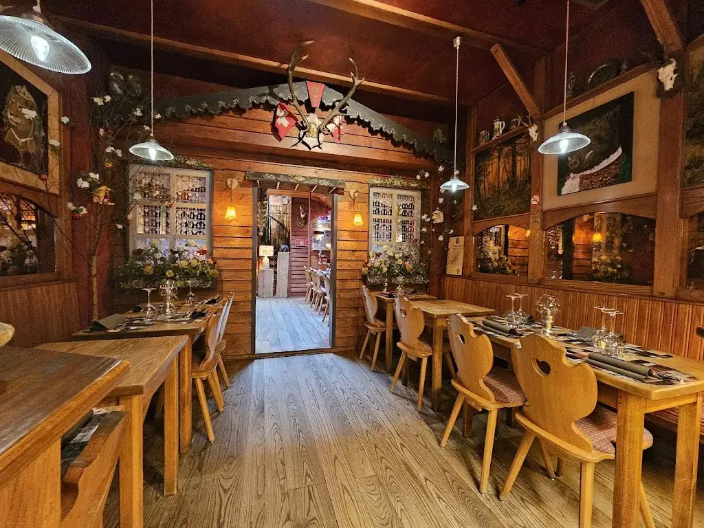 Le chalet de la foret restaurant in Saint-Hubert