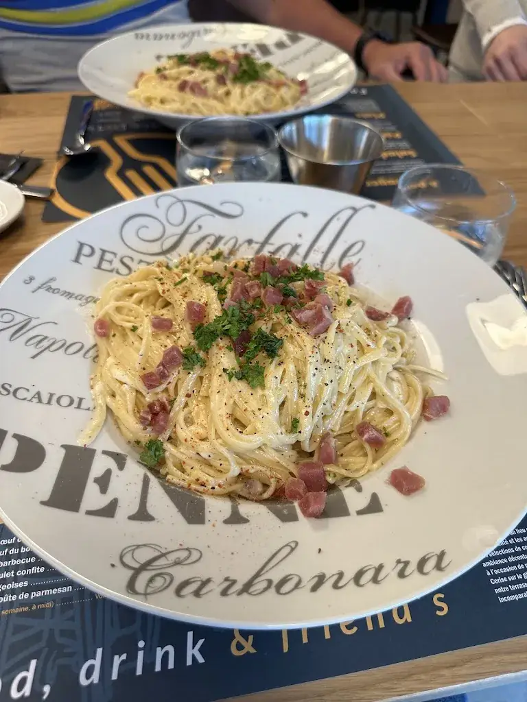 Menu_Entrepot’s_Saint-Hubert_image_4