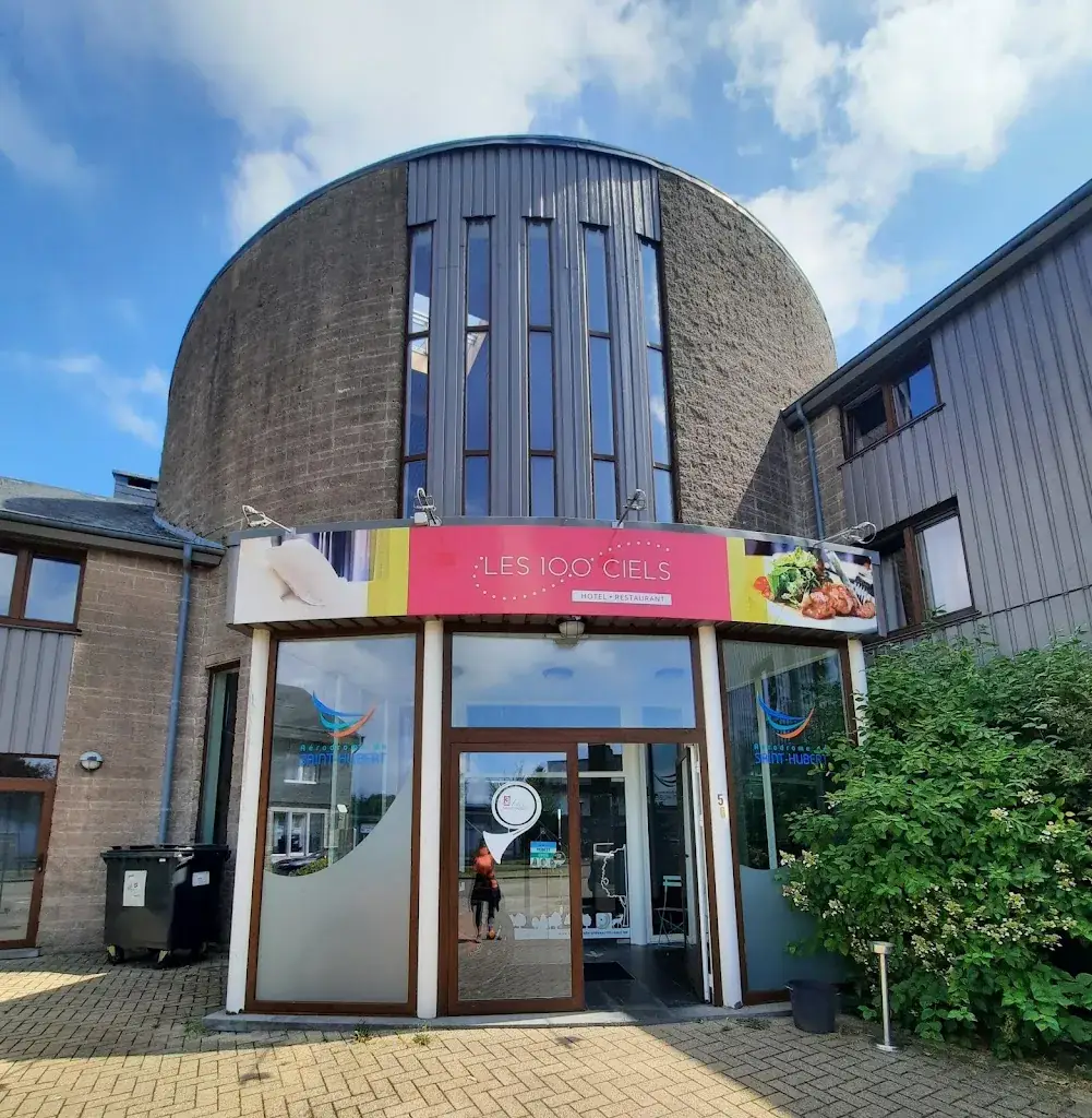 Hotel Les 100 ciels_Saint-Hubert_slider_image_1