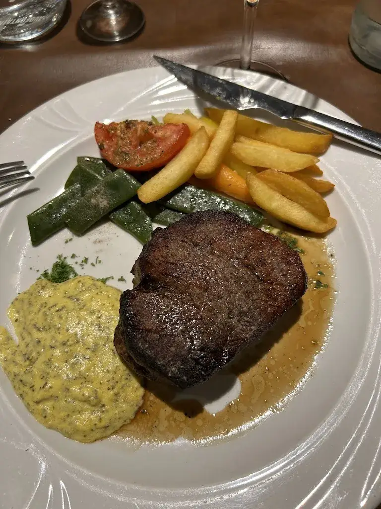 Paul Donn_De Sint-Hubertus_Schaerbeek_review