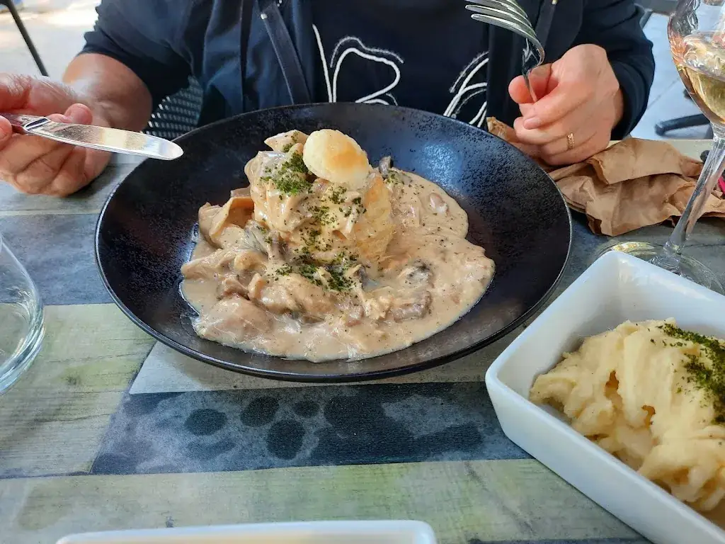 Le Petit Baigneur_Seneffe_slider_image_3