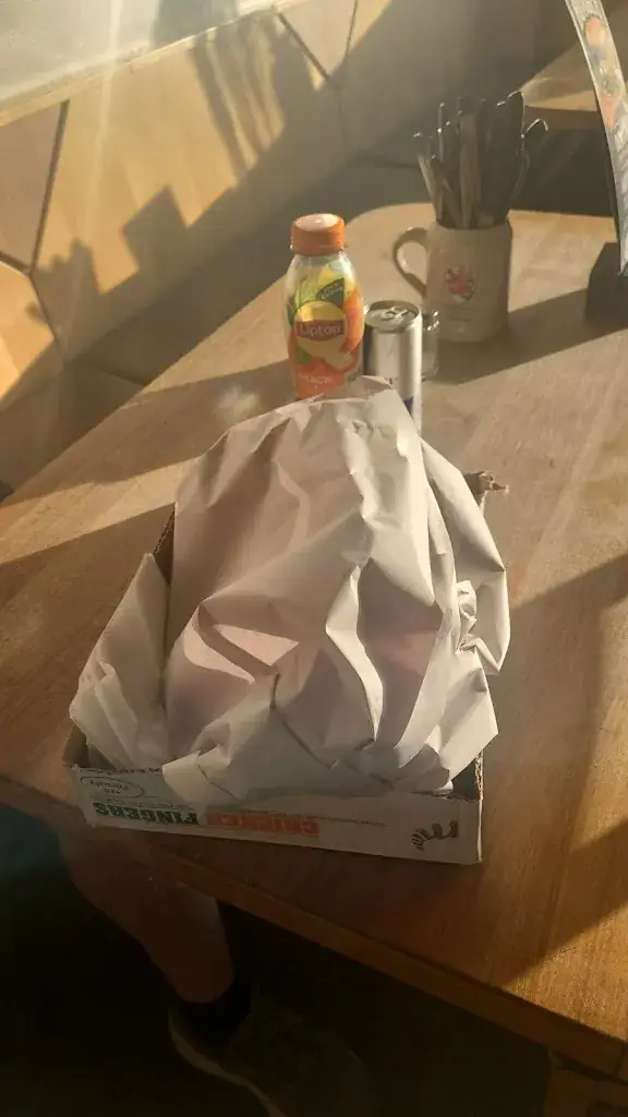 Lea Mc_The Wishing-Table_Vith_avis