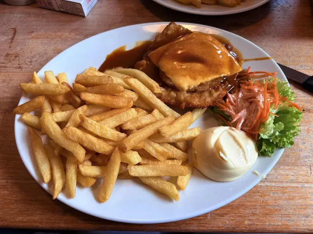 The Wishing-Table_Vith_slider_image_3