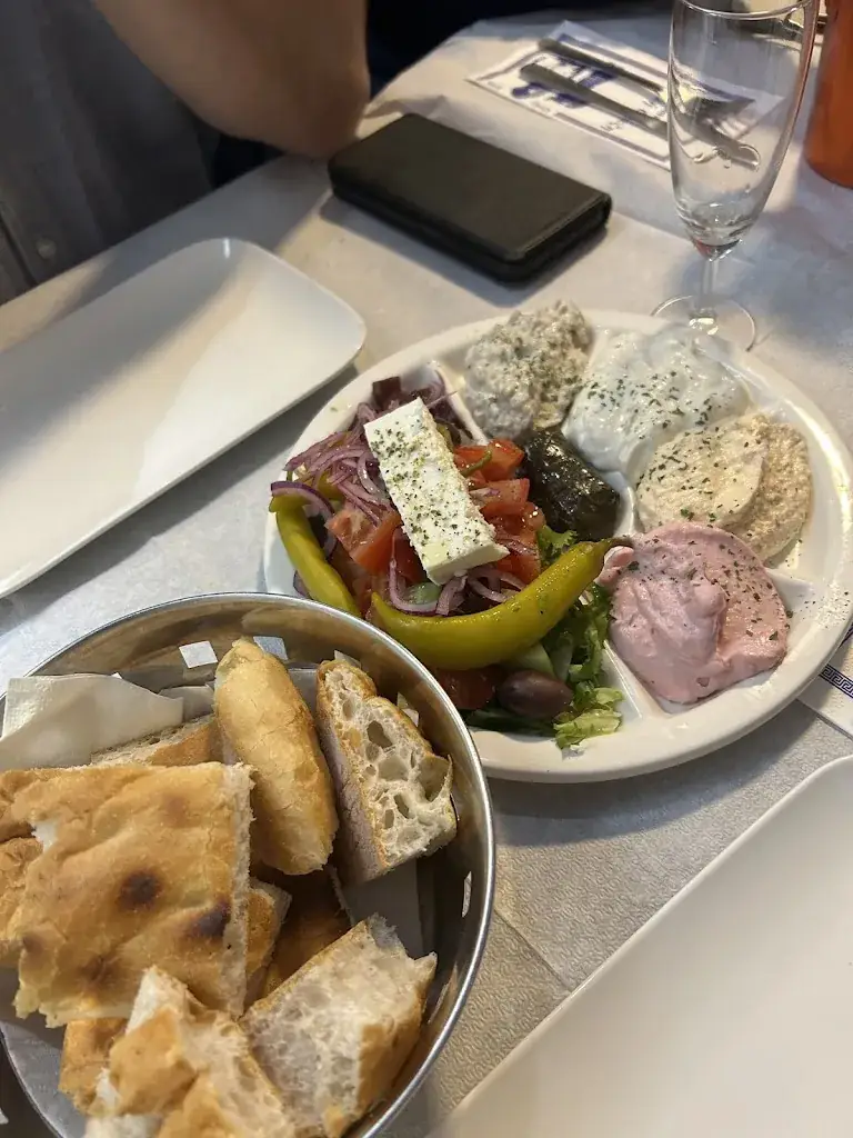 Sarah Dony_Achilles Le Grec_Seraing_review