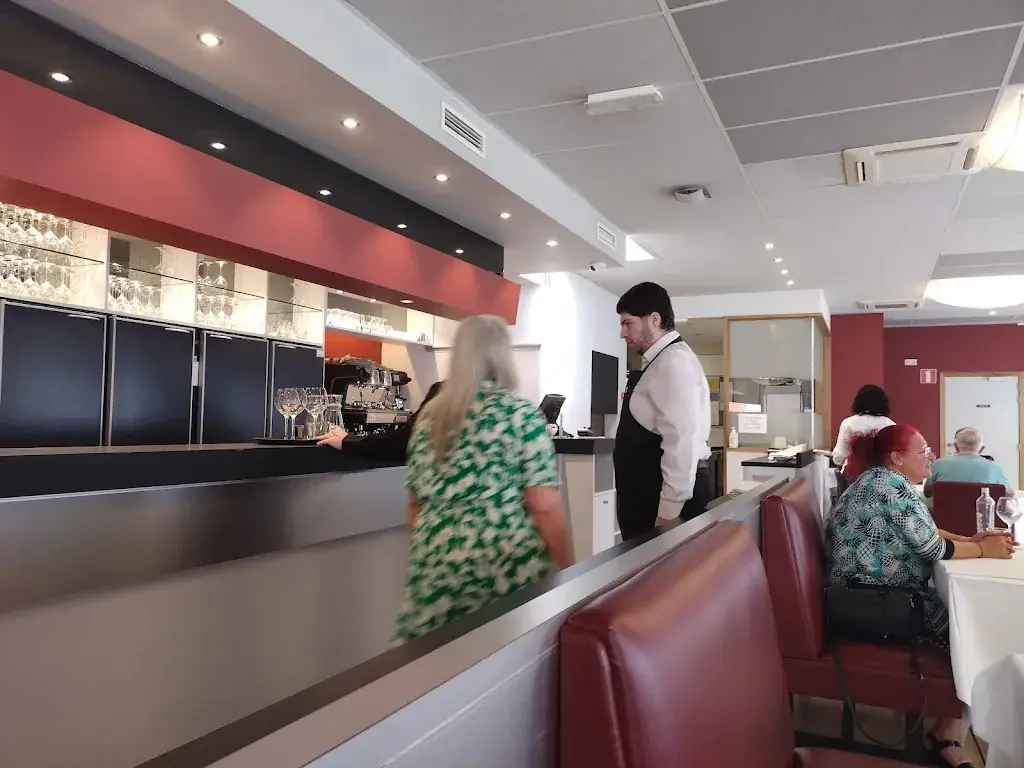 Steeve Lhomme_L'acacia - Training Center Horeca_Seraing_review