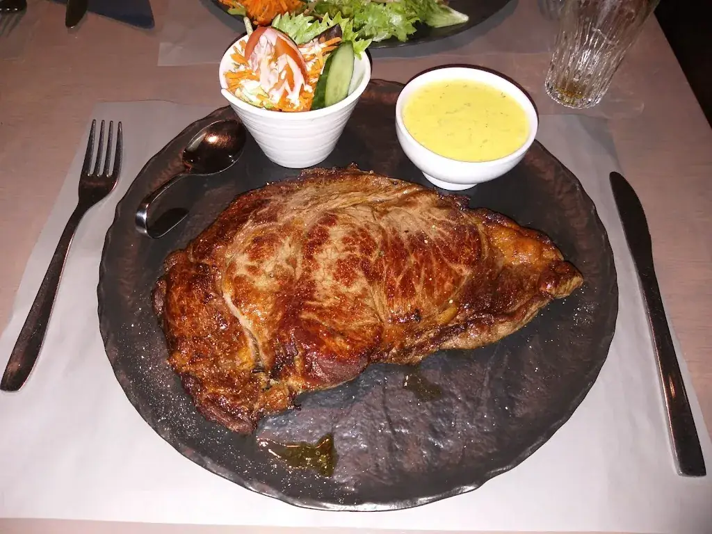 Maquet Thierry_Moeder Lambik_Bredene_review