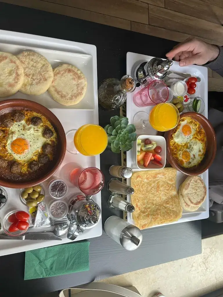 Berat Arikan_M&M Cuisine - Seraing_Seraing_reseña