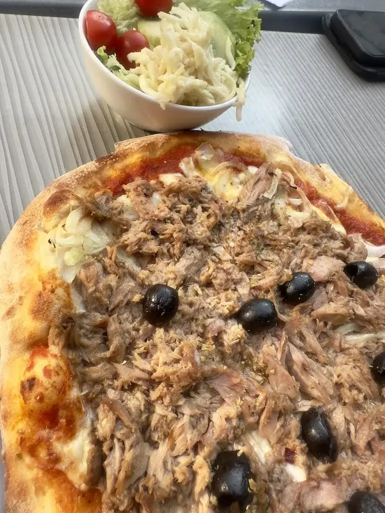 Marion Rockstroh-Kruft_Piccolo piazza_Stavelot_Bewertung