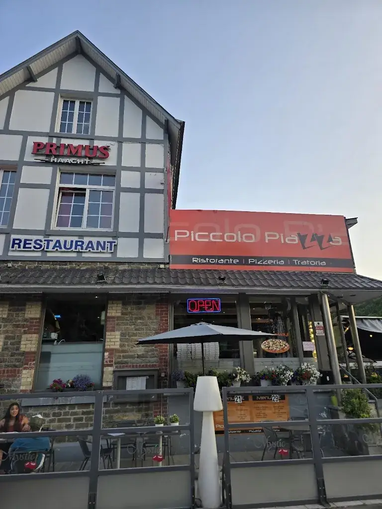 Piccolo piazza_Stavelot_slider_image_3