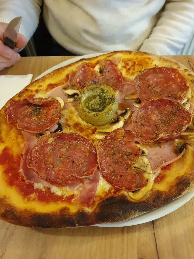 Menu_La Pizza Bella_Tenneville_image_4