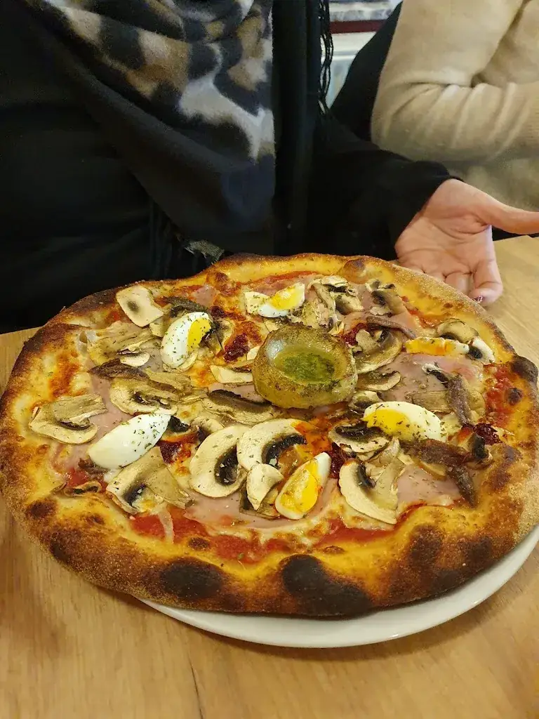 Menu_La Pizza Bella_Tenneville_image_6