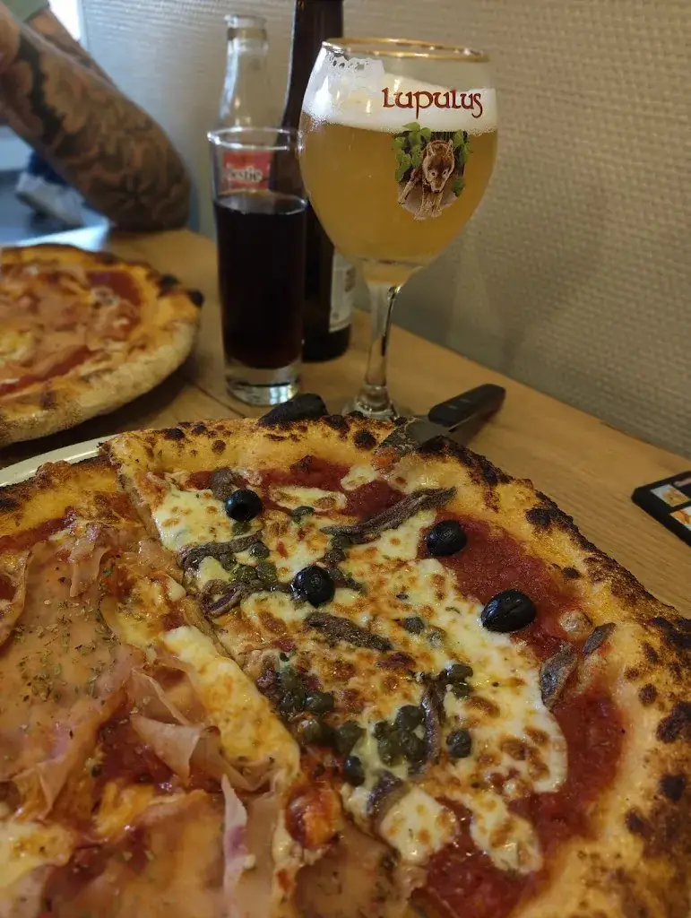 Frank Soeters_La Pizza Bella_Tenneville_review