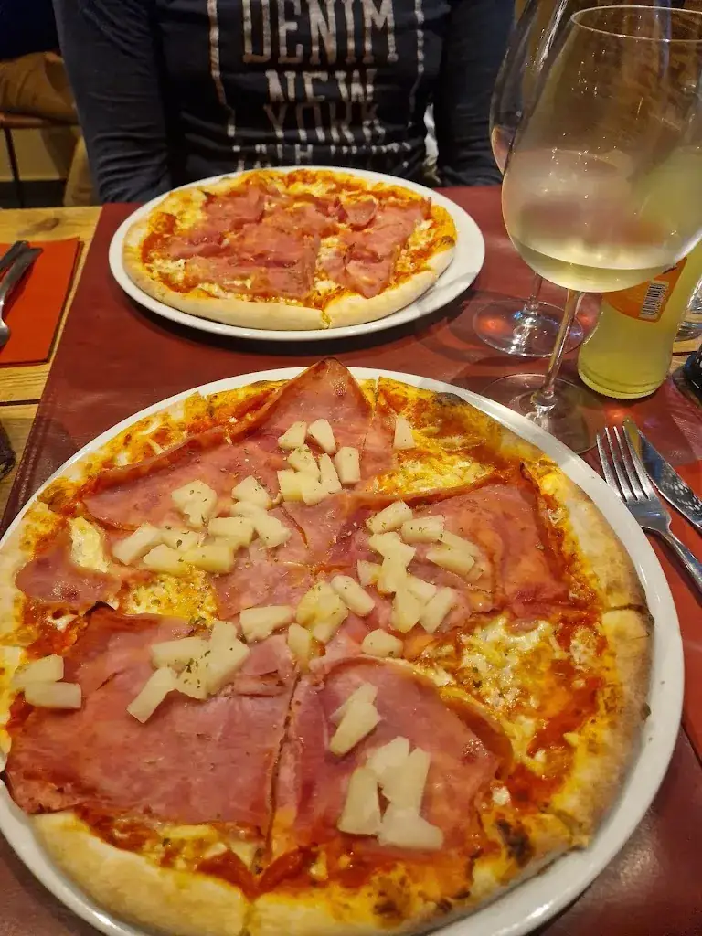Pink Devil_Pizzeria La Duna🍕_Bredene_Bewertung