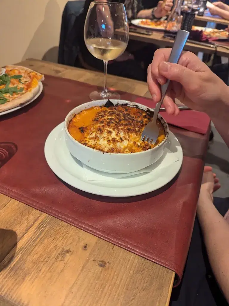 shane foster_Pizzeria La Duna🍕_Bredene_Bewertung