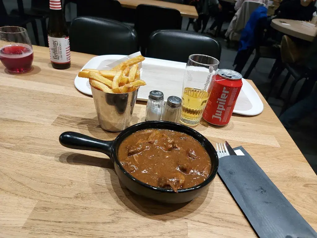 Menü_Burger-Grill_Sombreffe_Bild_8