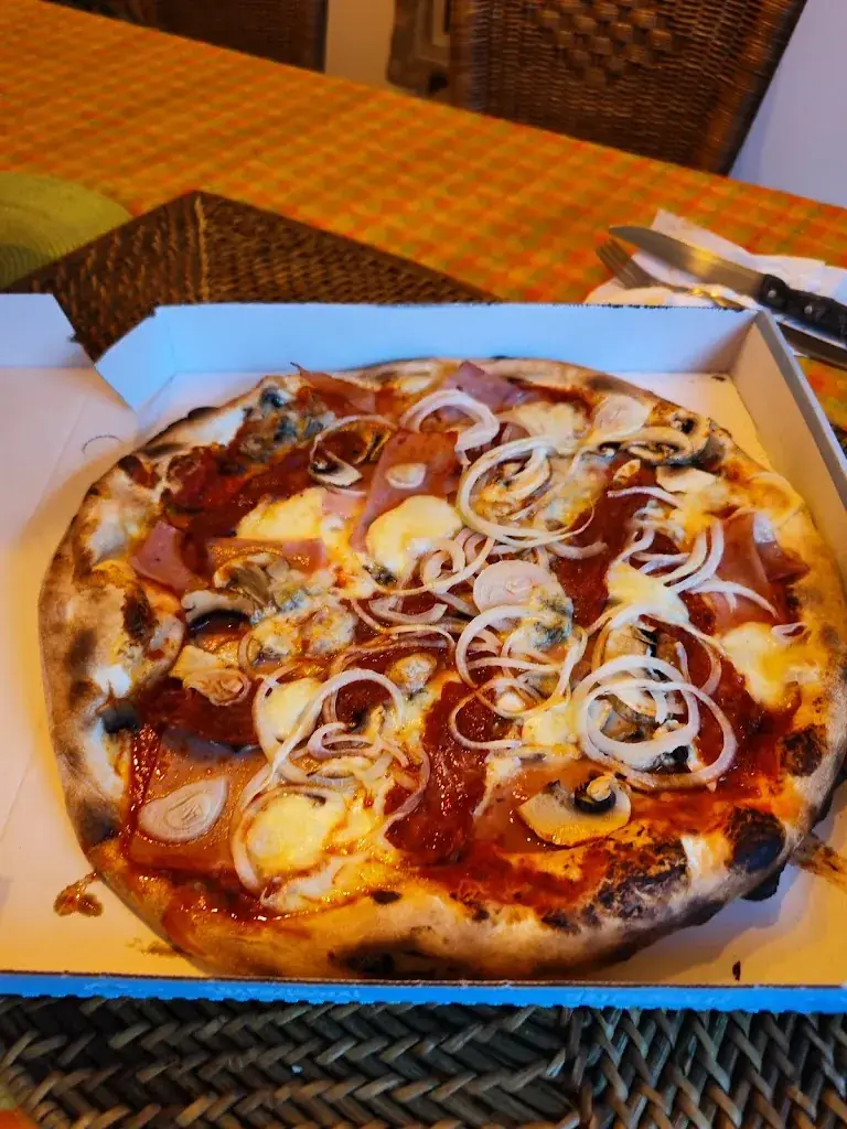 Menu_Pizza Passion Sombreffe_Sombreffe_imagen_4