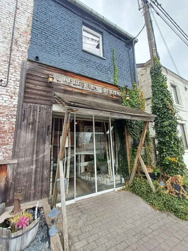 Roxane Henrotte_L'Arbre Aux Saveurs_Jemeppe-sur-Sambre_reseña