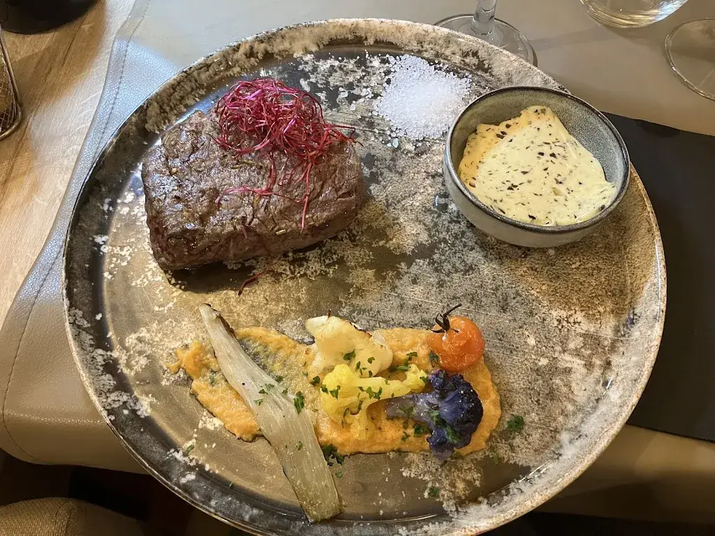 Caves de l'Abbaye d'Aulne_Thuin_slider_image_3