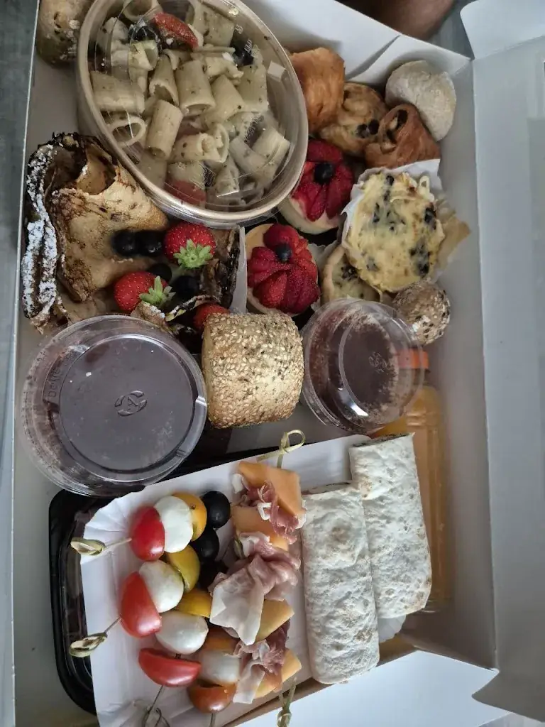 ren DeSut_Brunch & Co_Sprimont_review