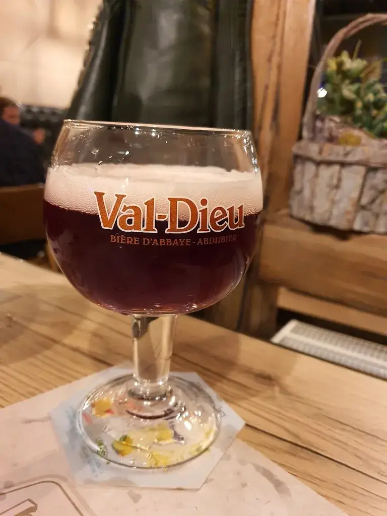 Alex Naoumidis_La Brasserie Flikas_Verviers_review