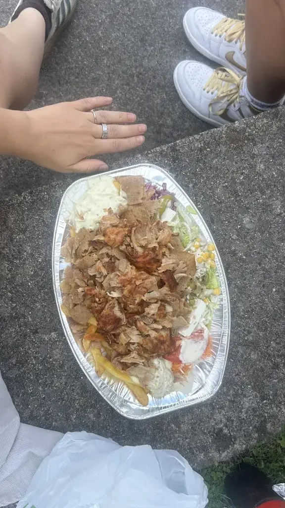 Gabrielė Urbonaitė_Chez Tahsim_Trois-Ponts_review