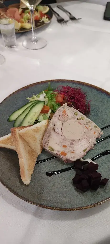 Amélie Thiteux_Le Saint Bernard_Villers-la-Ville_Bewertung