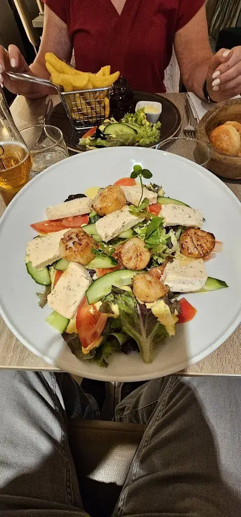 Alain Fais_Fika Visé_Visé_review