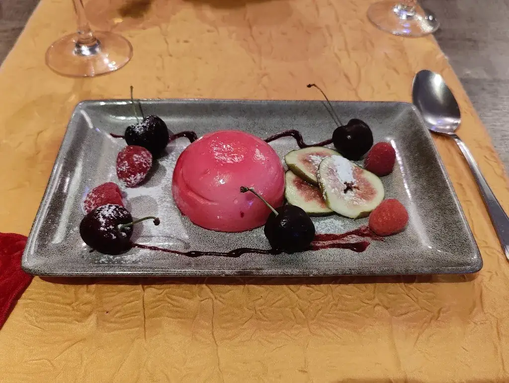 Vlaki Douchko_Le Saint Pierre_Visé_review