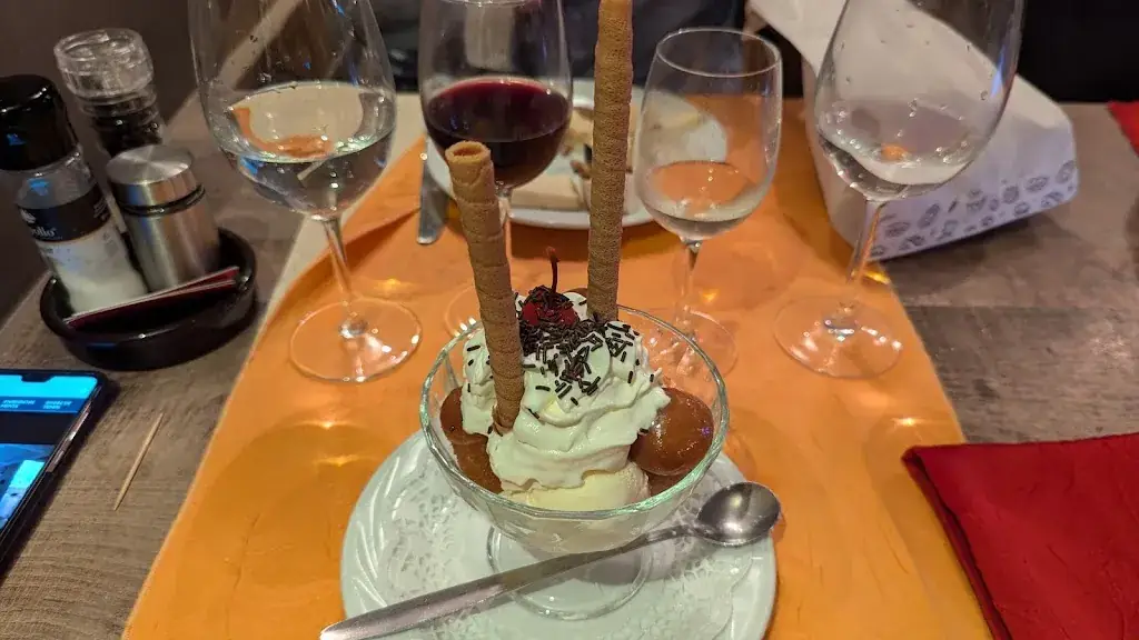 randy fa_Le Saint Pierre_Visé_review