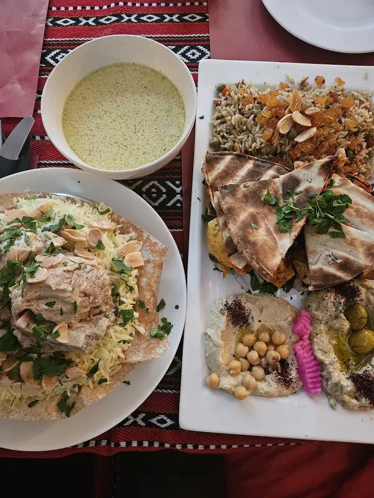 Ali Majeed_Restaurant PETRA Wavre_Wavre_Bewertung