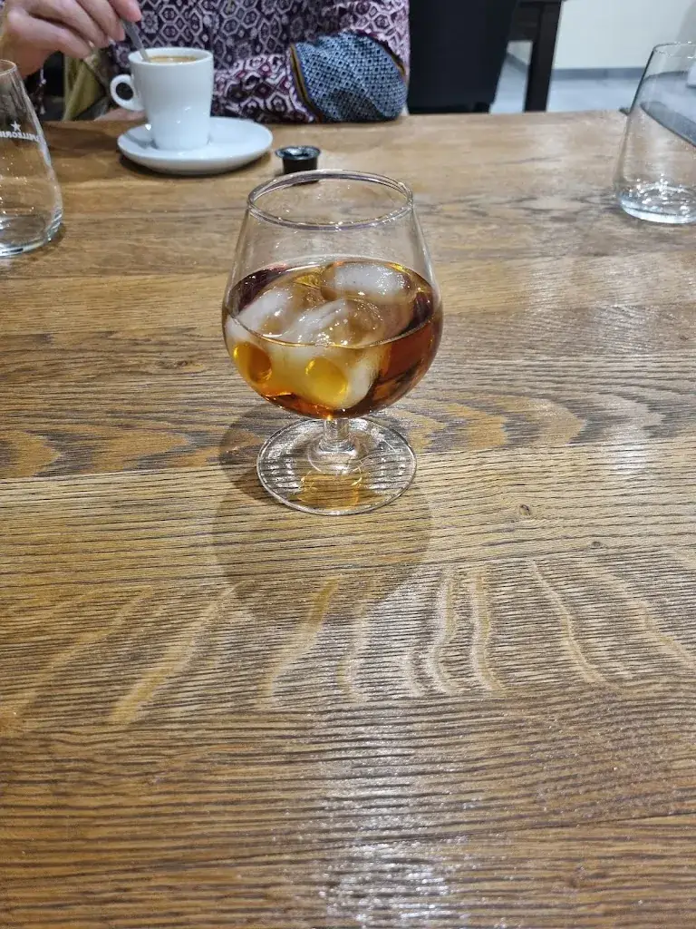 Maud_Cinque Terre_Walcourt_review