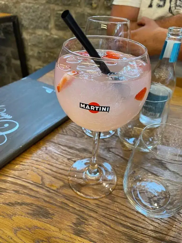 Tiffany Brien_Cinque Terre_Walcourt_review