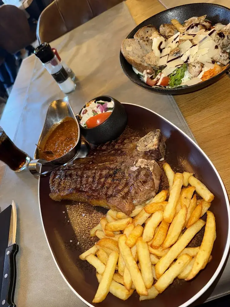 Kfir Doron_La Vache Rouge restaurant_Walcourt_Bewertung